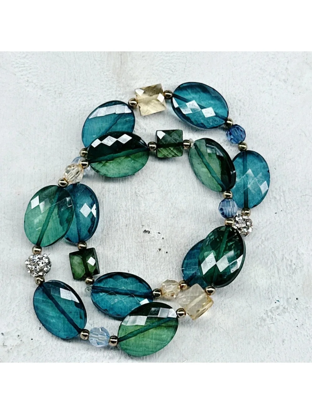354u. Green Plastic Bracelets